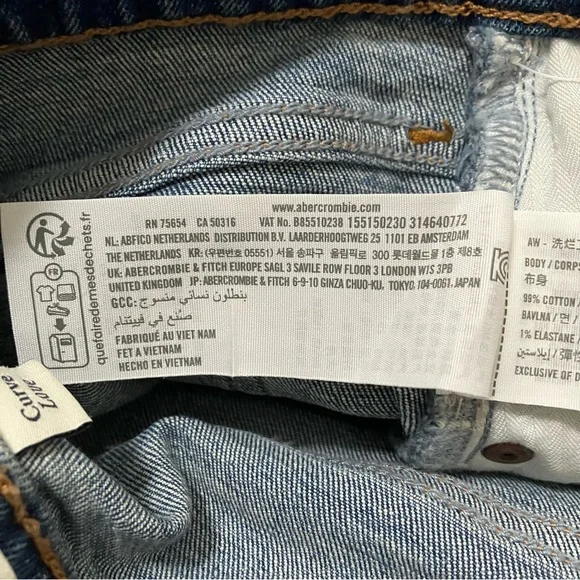 NWT Abercrombie & Fitch The Ankle Straight Ultra High Rise Curve Love Jeans 29 8